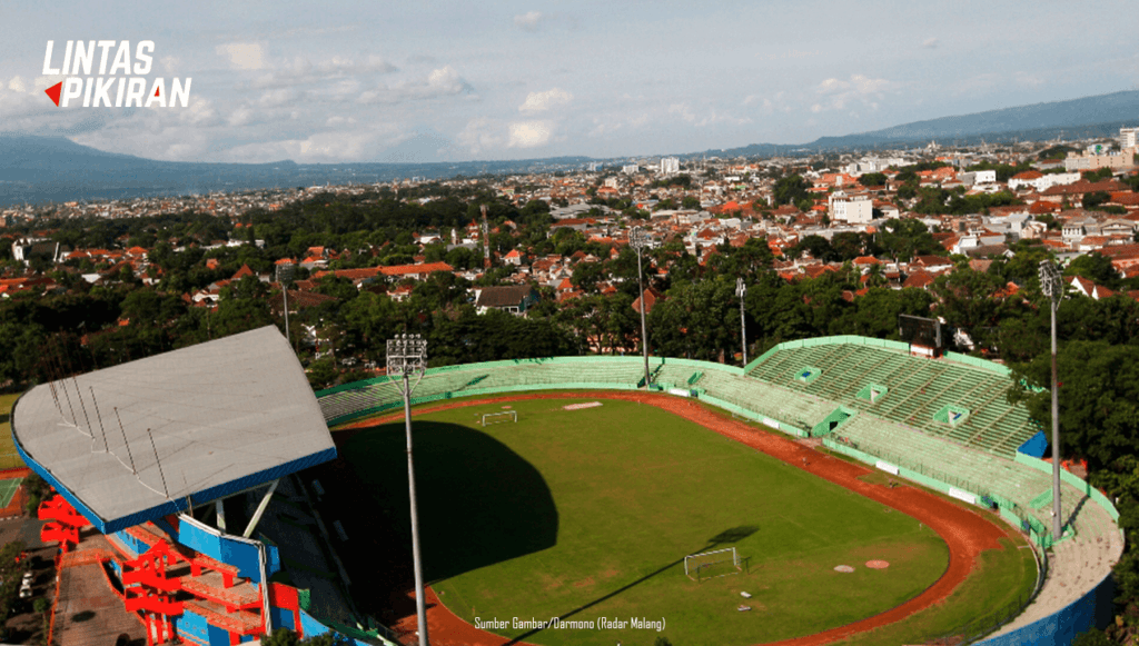 Tampilan Lampangan Dari Stadion Gajayana (Sumber Gambar/Darmono (Radar Malang))