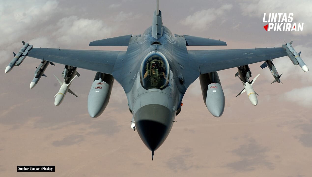 Pesawat Tempur F16 (Sumber Gambar : Pixabay)