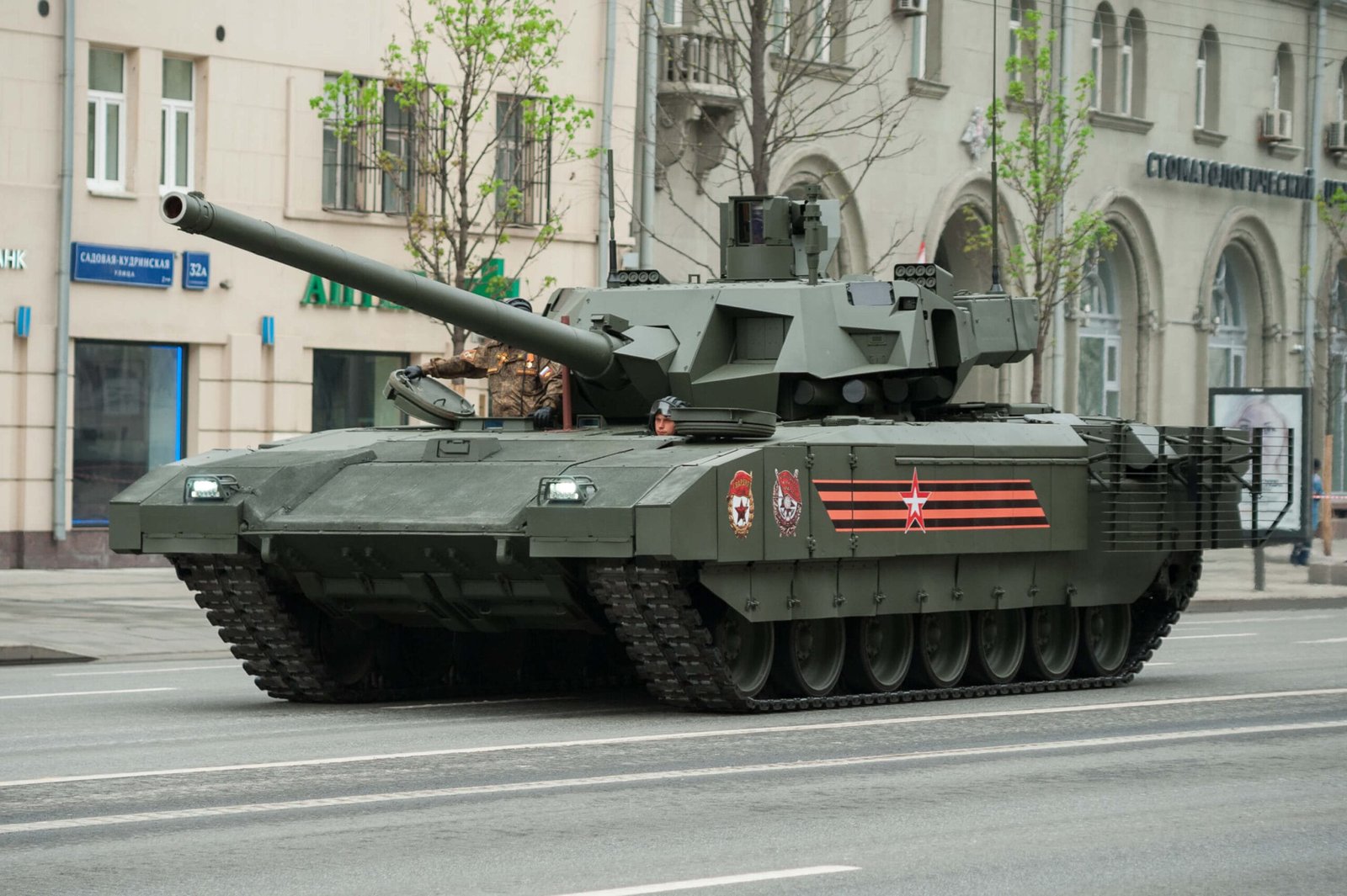 Tank T-14 Armata (Sumber Gambar: Wikipedia)