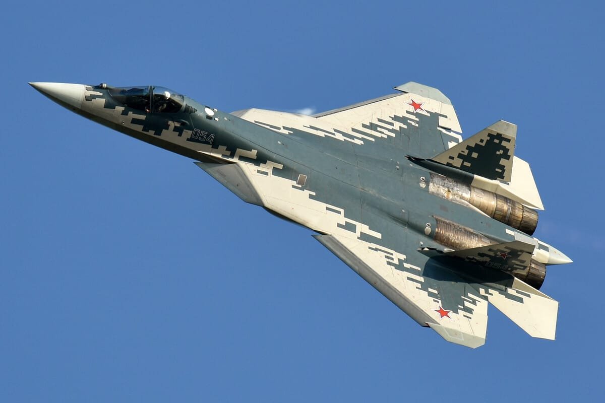 Pesawat Tempur Sukhoi SU-57 (Sumber Gambar: Wikipedia)