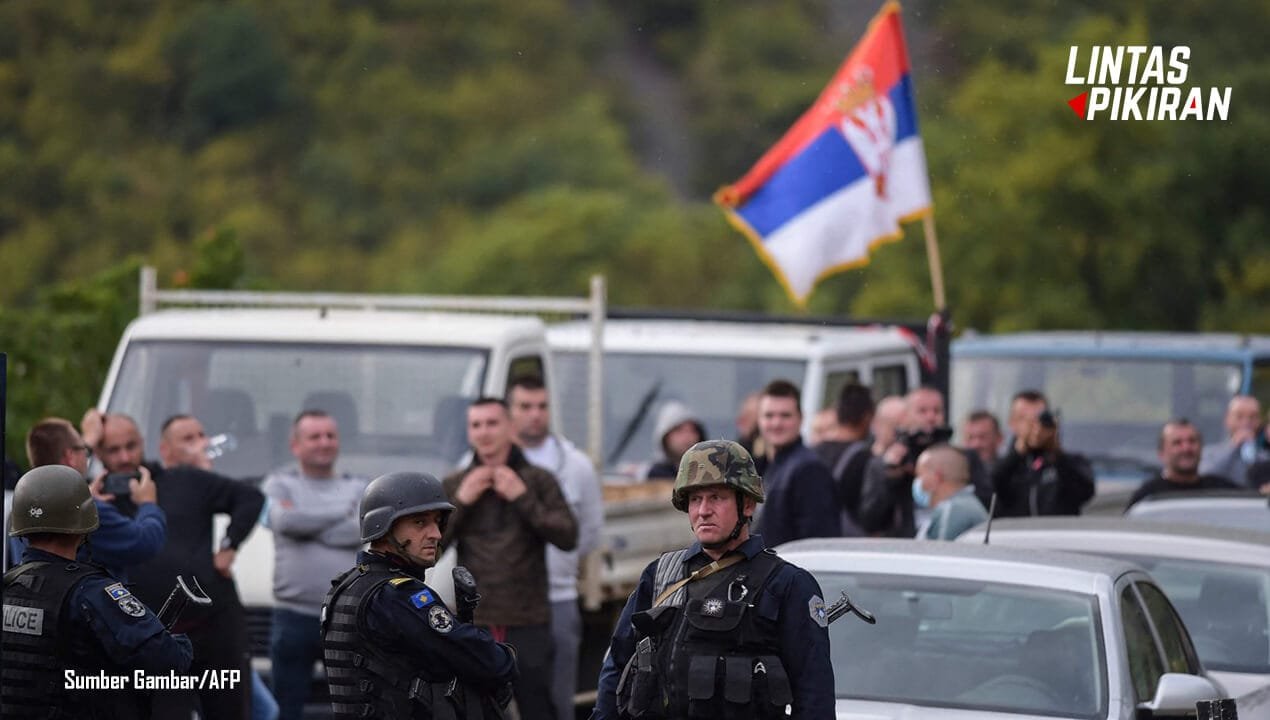 Pasukan Serbia Diperbatasan (Sumber Gambar/AFP)