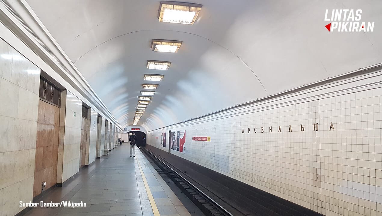 Stasiun Arsenalna (Sumber Gambar/Wikipedia)