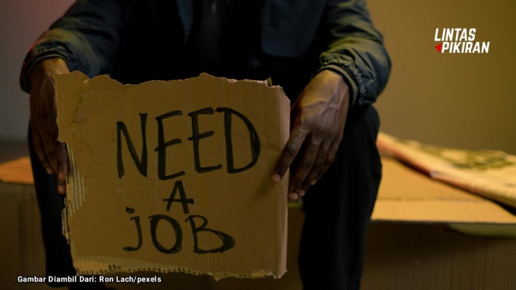 Ini Penyebab PHK Massal Di Indonesia
